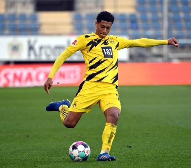 内马尔能在17分钟帽子戏法，就能带巴西队争世界杯，安帅考虑一下