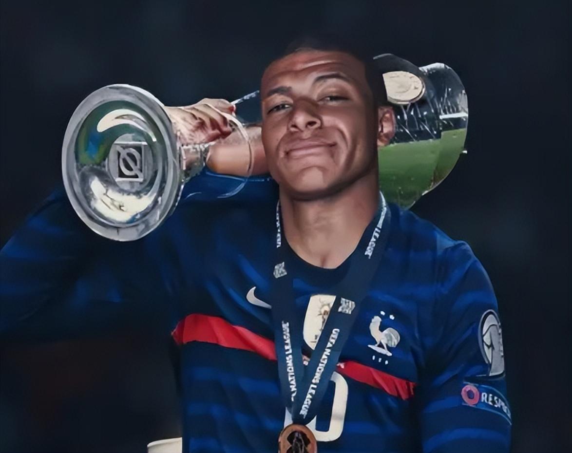 莱比锡梯队经理：中国有很多不错的球员；中国足球需要巨星