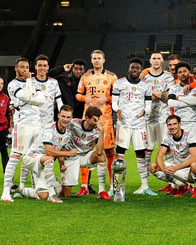 TA：多家豪门关注小将斯密特，阿尔克马尔对其估价约6000万欧