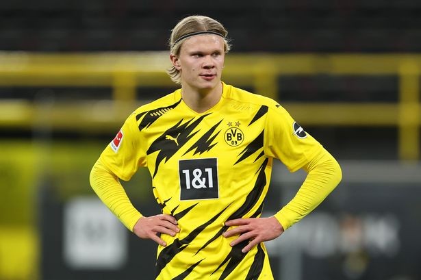 早报：皇马主场翻车，那不勒斯登意甲榜首