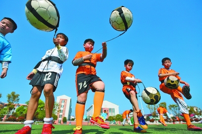 纳什：篮网三巨头共同上场仅16次，是执教期间最大的遗憾