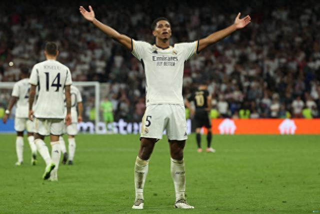 马刺新秀单场爆砍30+