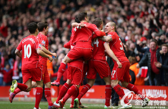 状态不错！三球半场三分6中3拿到13分4助